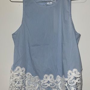 AQUA Blue and White Sleeveless Top SIZE M